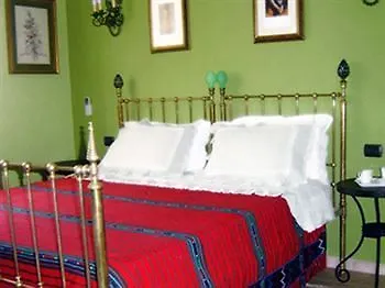 Castello D'Urso Somma B&B Catania 3*,